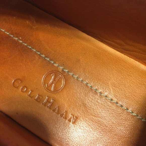 Cole Haan Leather Loafers with Tassels Size 9B - Picture 7 of 8